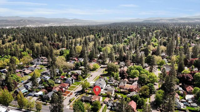 2609 S Lincoln St, Spokane, WA 99203