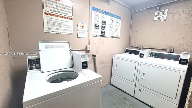 5201 NW 7th St 609W, Miami, FL 33126