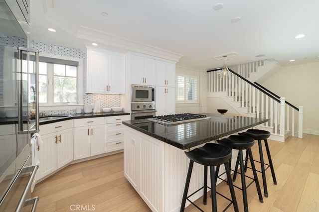 3731 4th Avenue, Corona Del Mar, CA 92625