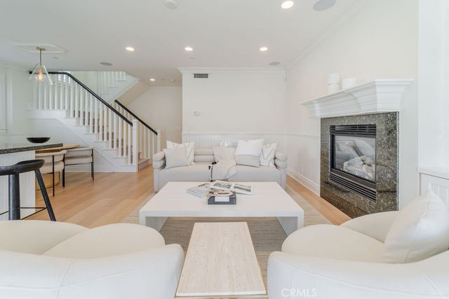 3731 4th Avenue, Corona Del Mar, CA 92625