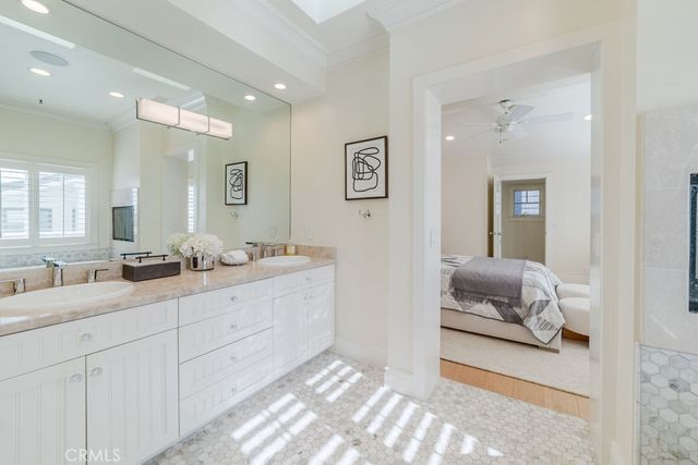 3731 4th Avenue, Corona Del Mar, CA 92625