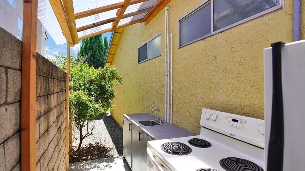 Image 40 of property listing at 3004 N Rippling Creek, Orange, CA 92865