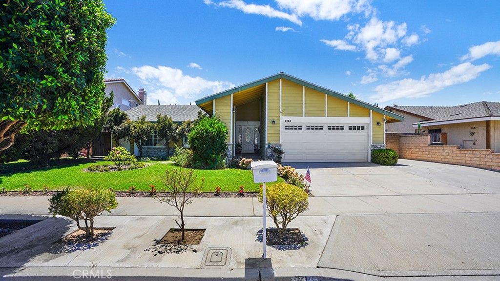 Image 43 of property listing at 3004 N Rippling Creek, Orange, CA 92865