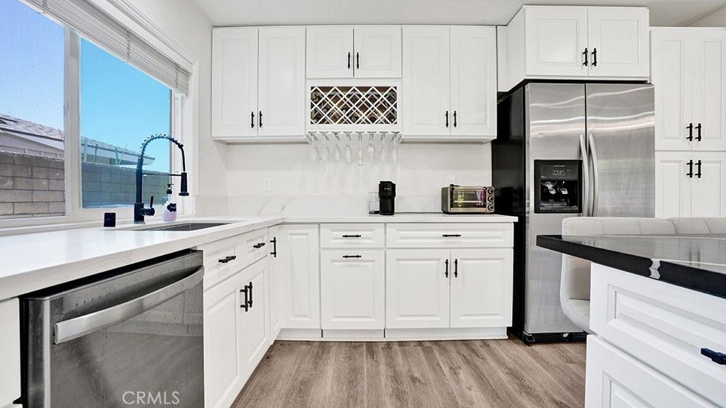 Image 7 of property listing at 3004 N Rippling Creek, Orange, CA 92865
