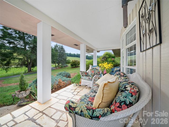 1617 California Creek Road, Mars Hill, NC 28754