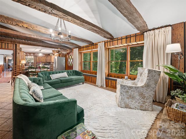 1617 California Creek Road, Mars Hill, NC 28754