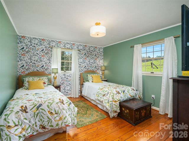1617 California Creek Road, Mars Hill, NC 28754