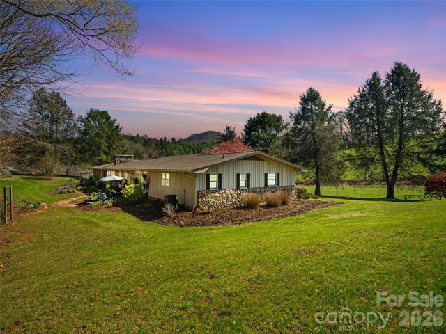 1617 California Creek Road, Mars Hill, NC 28754