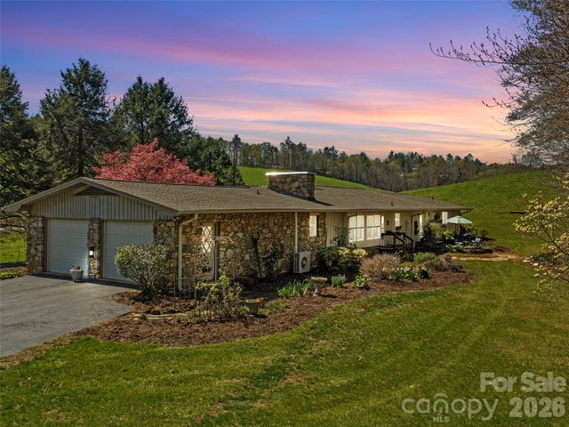 1617 California Creek Road, Mars Hill, NC 28754