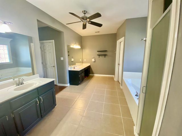 616 PORT NATCHEZ CV, Collierville, TN 38017