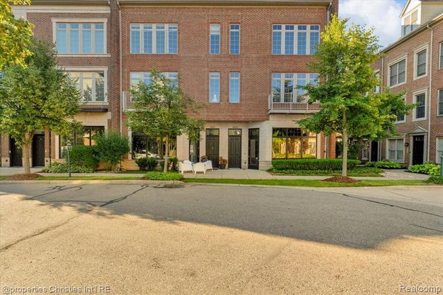2222 Attard Street, Birmingham, MI 48009