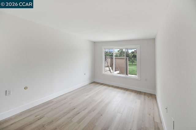 2324 Tice Creek Dr 3, Walnut Creek, CA 94595