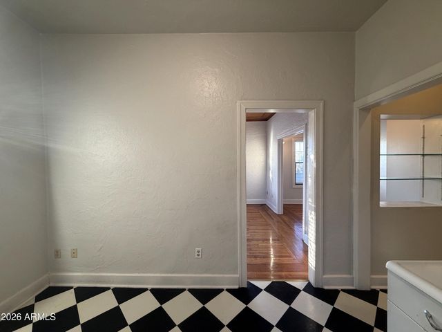902 E Palm Lane Apt 8, Phoenix, AZ 85006