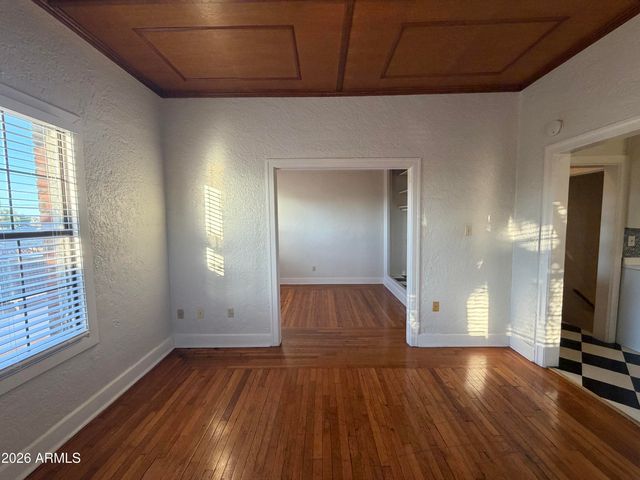 902 E Palm Lane Apt 8, Phoenix, AZ 85006