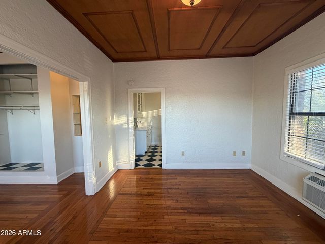 902 E Palm Lane Apt 8, Phoenix, AZ 85006