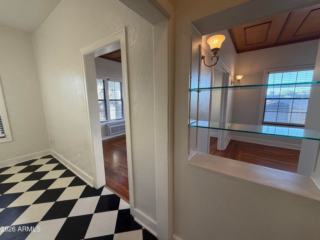 902 E Palm Lane Apt 8, Phoenix, AZ 85006