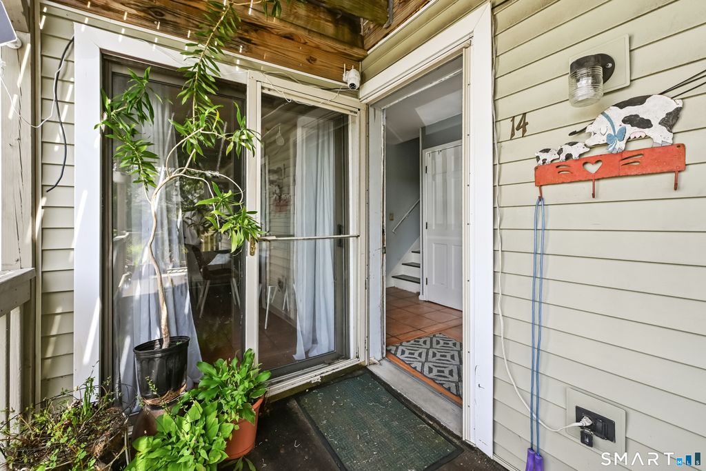 95 Park Avenue 14, Danbury, CT 06810