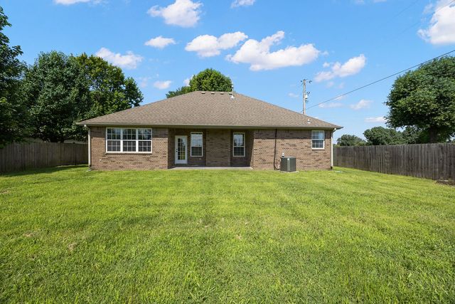 725 S Primrose Road, Lowell, AR 72745