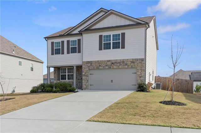 4400 Merrigold Way, Fairburn, GA 30213