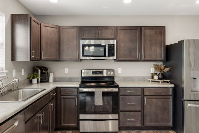 1924 17th Street SE, Altoona, IA 50009