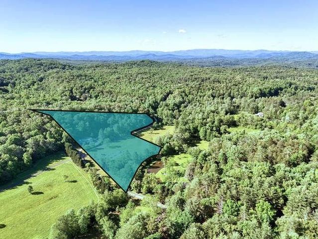 441 Foxfire Road, Blairsville, GA 30512