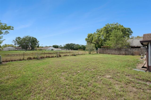 608 WAVECREST DRIVE, Orlando, FL 32807