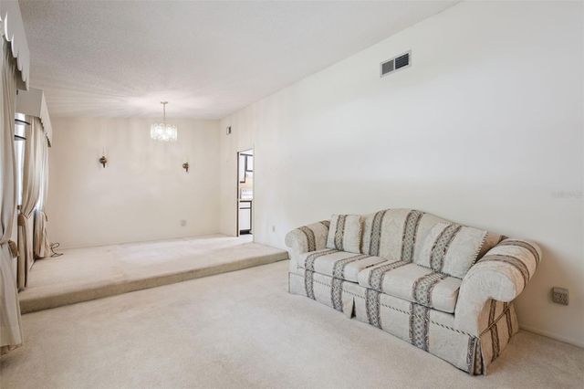 608 WAVECREST DRIVE, Orlando, FL 32807