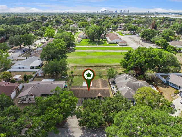 608 WAVECREST DRIVE, Orlando, FL 32807