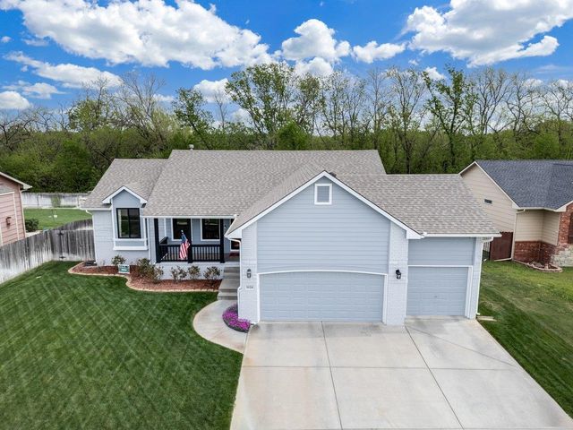 1124 N High Park Dr, Derby, KS 67037