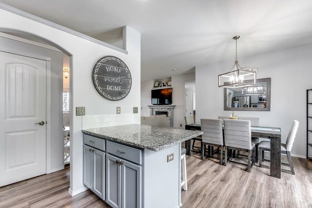 1124 N High Park Dr, Derby, KS 67037