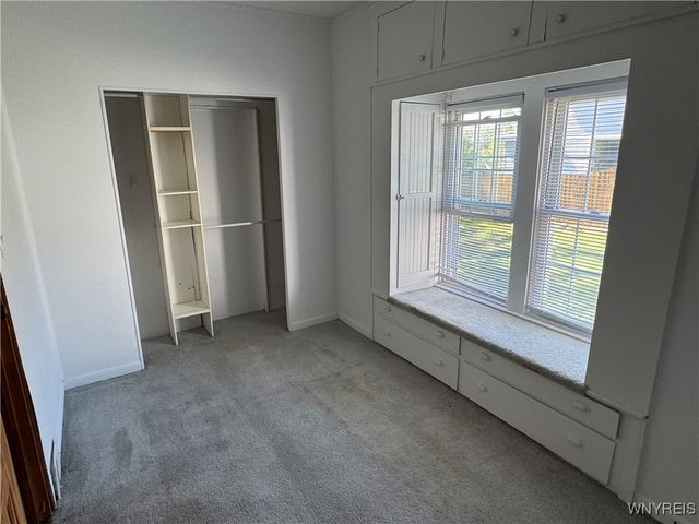 20 East Avenue, West Seneca, NY 14224