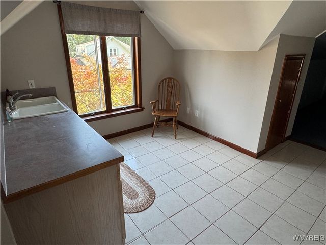 20 East Avenue, West Seneca, NY 14224