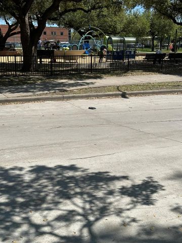 8818 Ilona Lane 7, Houston, TX 77025