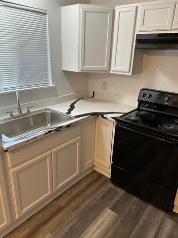 8818 Ilona Lane 7, Houston, TX 77025