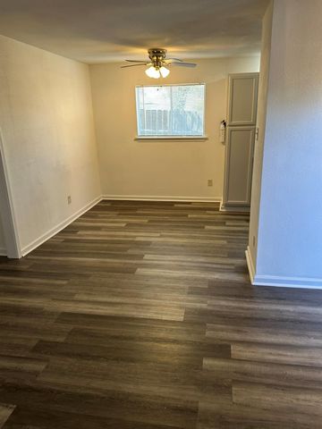 8818 Ilona Lane 7, Houston, TX 77025