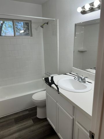 8818 Ilona Lane 7, Houston, TX 77025