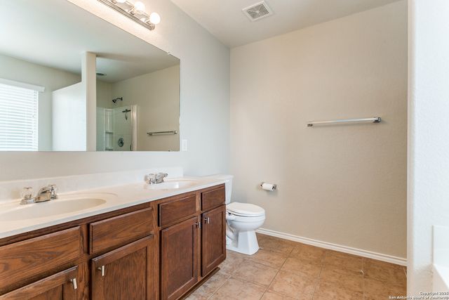 16210 Rosebud Vista, Selma, TX 78154
