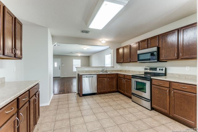 16210 Rosebud Vista, Selma, TX 78154