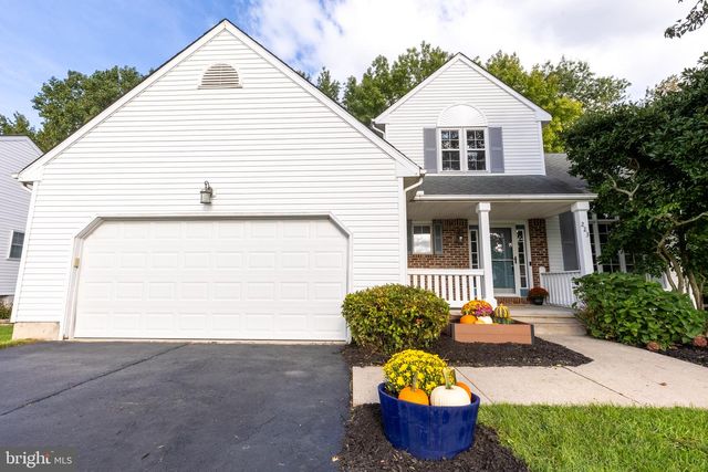 223 E FLAGSTONE DR, Newark, DE 19702