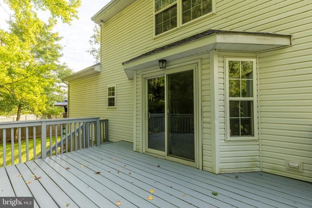 223 E FLAGSTONE DR, Newark, DE 19702