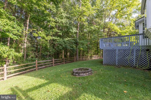 223 E FLAGSTONE DR, Newark, DE 19702