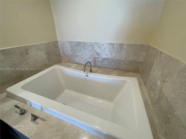 17001 Collins Ave 1806, Sunny Isles Beach, FL 33160