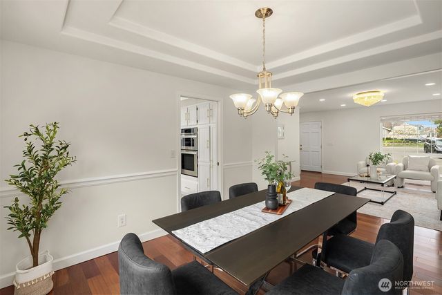 1734 Ilwaco Avenue NE, Renton, WA 98059