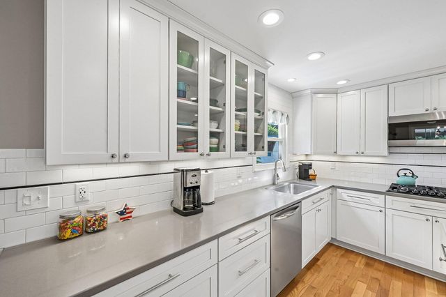 9491 Circle Drive E, Pickerington, OH 43147