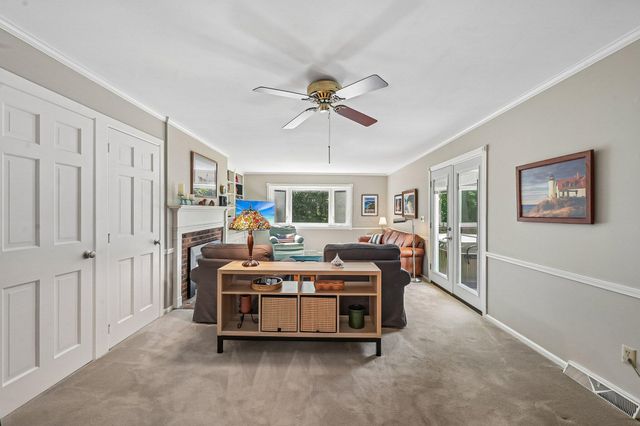 9491 Circle Drive E, Pickerington, OH 43147