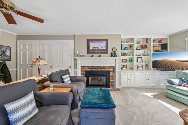 9491 Circle Drive E, Pickerington, OH 43147