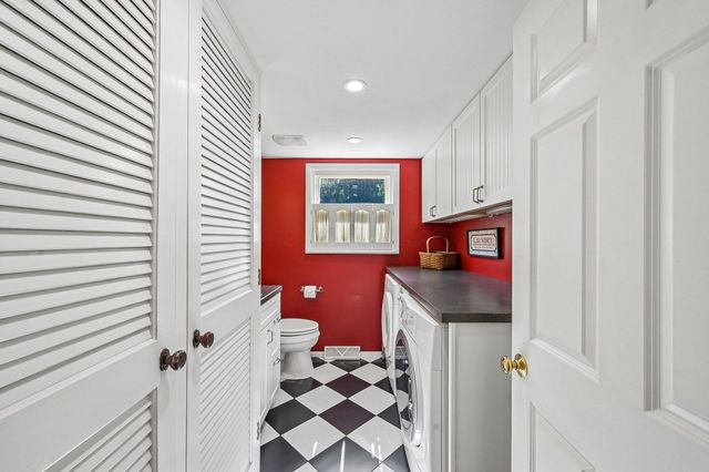 9491 Circle Drive E, Pickerington, OH 43147