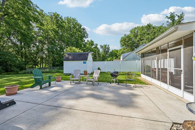 9491 Circle Drive E, Pickerington, OH 43147