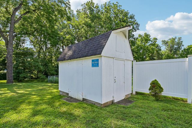 9491 Circle Drive E, Pickerington, OH 43147