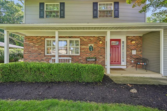 9491 Circle Drive E, Pickerington, OH 43147